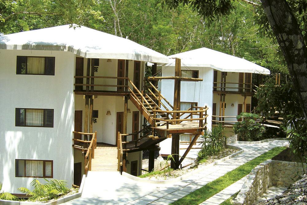 Villa Maya Flores Exterior photo