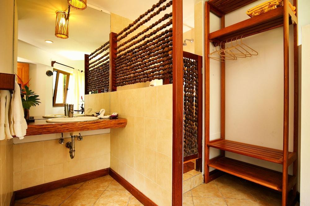 Villa Maya Flores Exterior photo