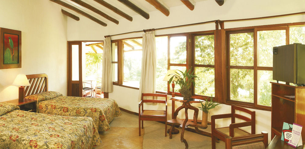 Villa Maya Flores Exterior photo